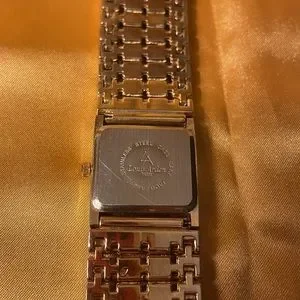 Louis Arden women\'s watch. Square face with gold accents & rhinestones louis arden | Accessories | Louis Arden Womens Watch Square  main image 3